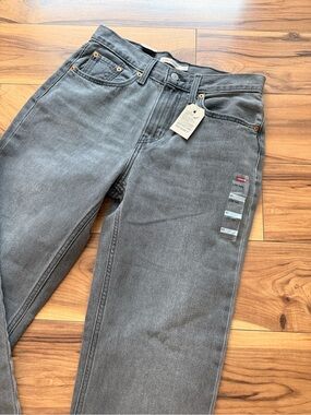 Levi's women’s Gray low pro Straight-Jeans